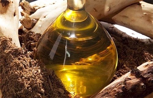 Sandalwood essential oil blends