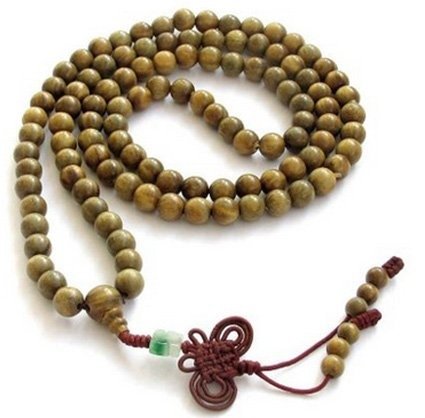 Sandalwood-Tibetan-Buddhist-Meditation-Necklace